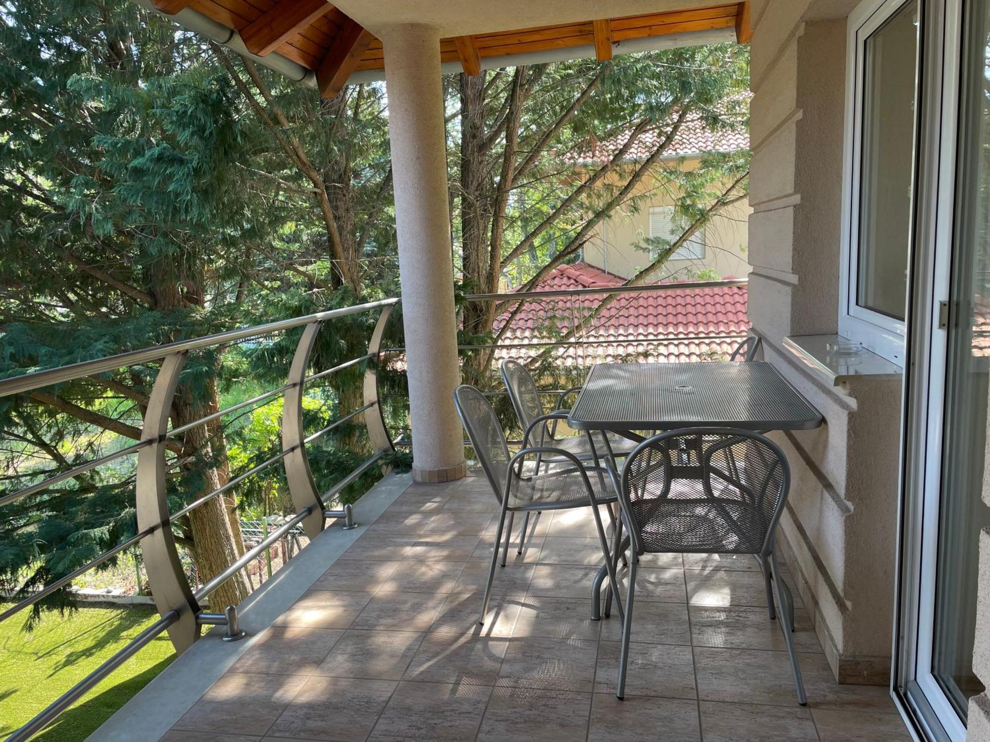 Amore Apartmanhaz Siófok Extérieur photo