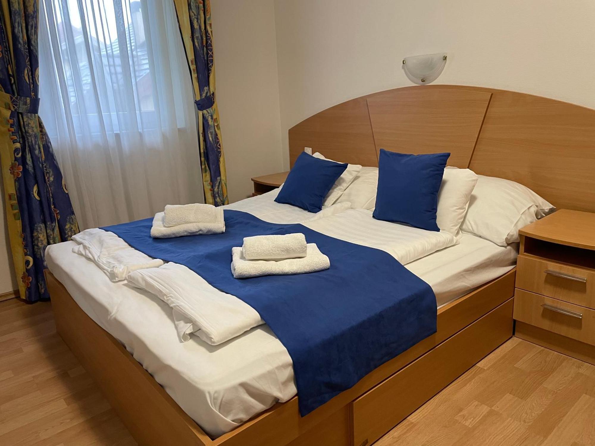 Amore Apartmanhaz Siófok Extérieur photo