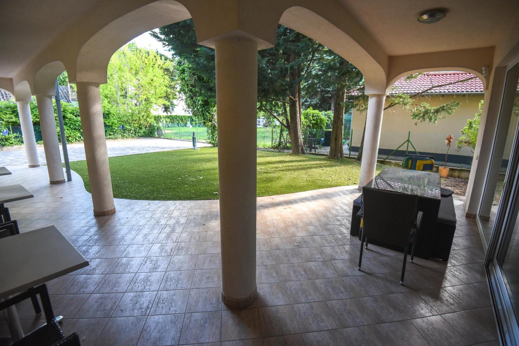 Amore Apartmanhaz Siófok Extérieur photo