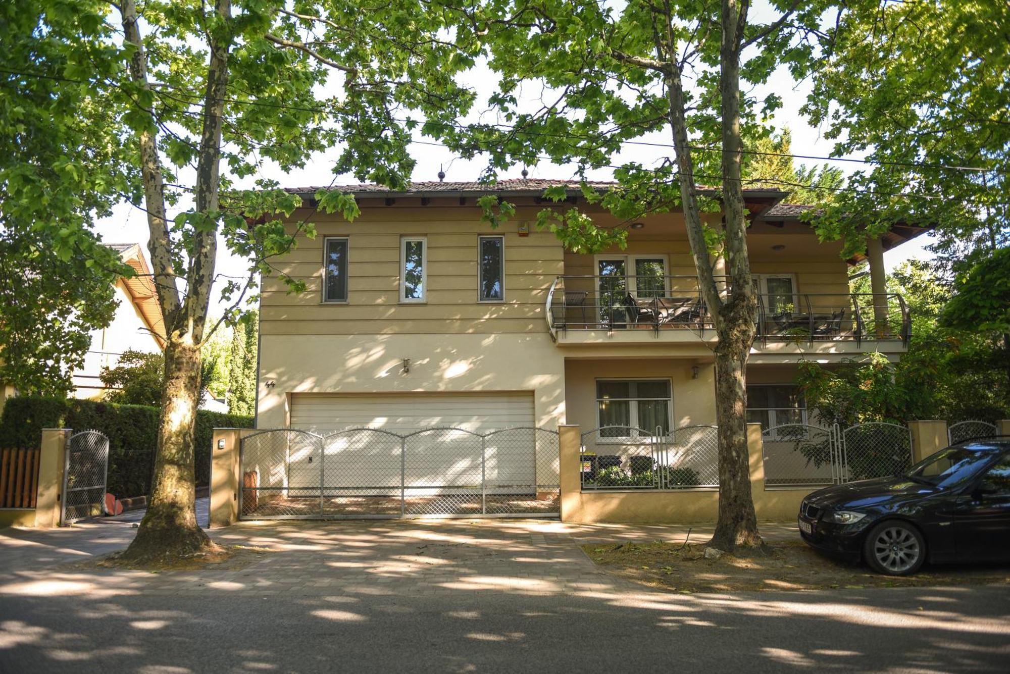 Amore Apartmanhaz Siófok Extérieur photo