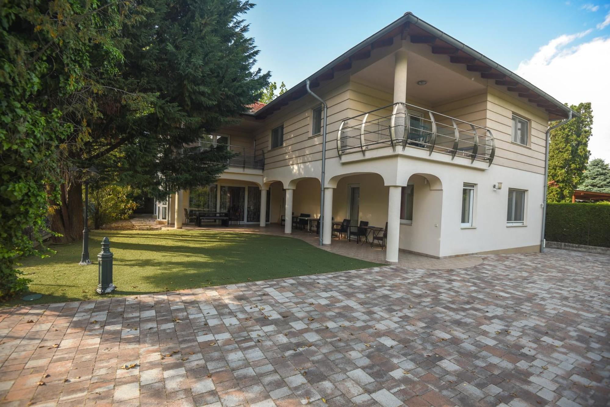 Amore Apartmanhaz Siófok Extérieur photo