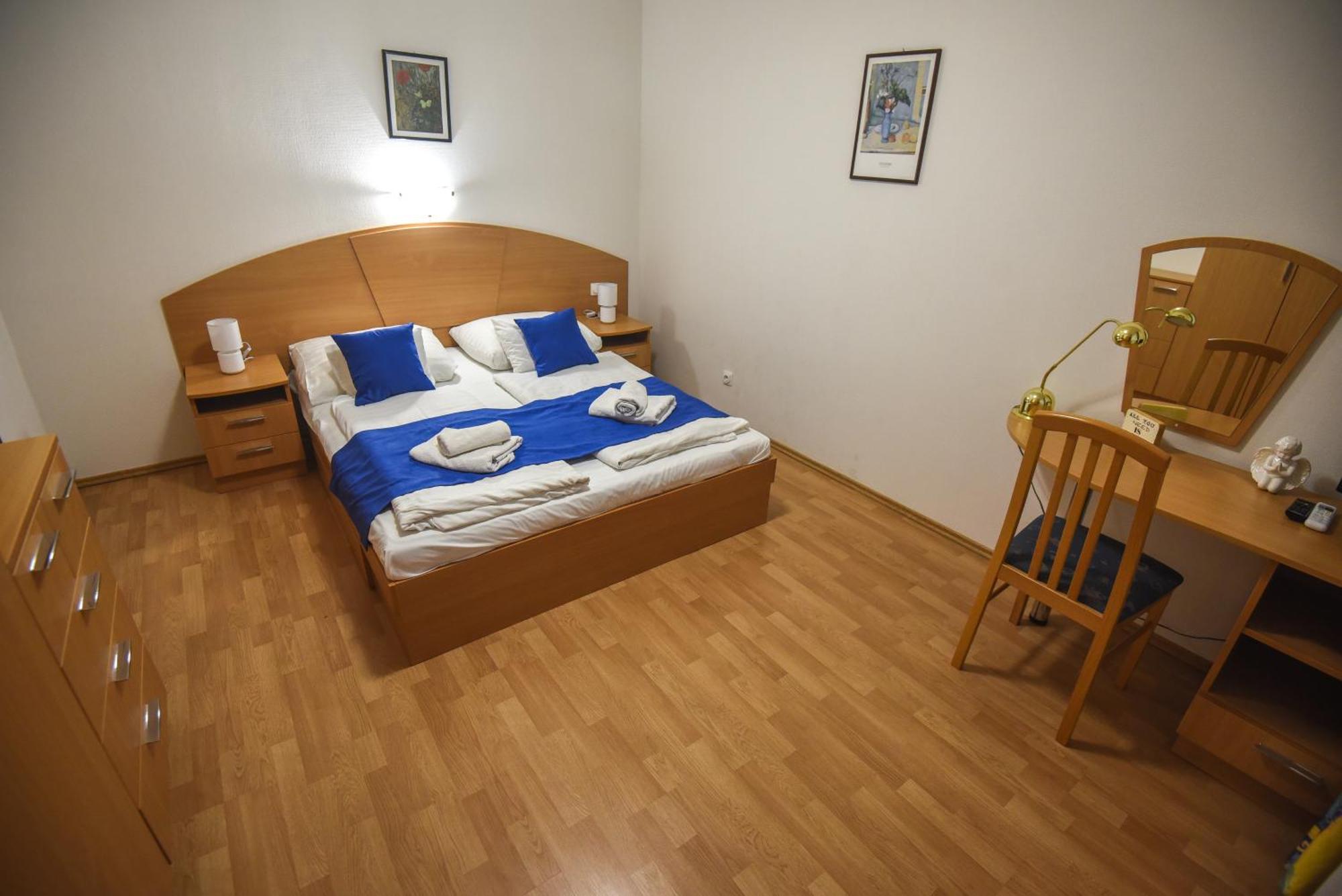 Amore Apartmanhaz Siófok Extérieur photo